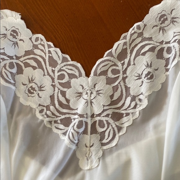Lace Slip White LARGE - Picture 2 of 6